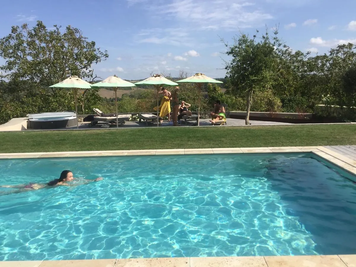 Bed and breakfast La Mirande de Saint-Clar Couette-café